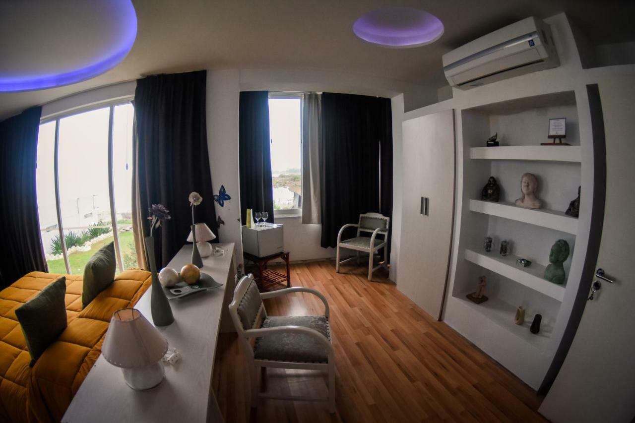 Punta Encanto Posada Boutique Hotel มีรามาร์ ภายนอก รูปภาพ
